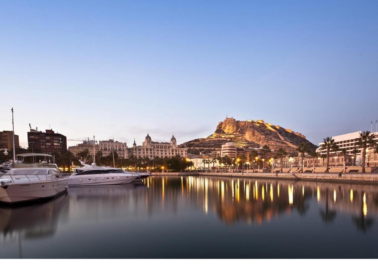 Luxury New Loft City Centre & Castle, Alicante Eksteriør bilde